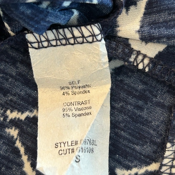 Gilli Trista Faux Wrap Jersey Dress Navy White Geometric Print USA Sz S Classic - Picture 8 of 8